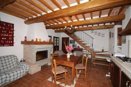 Agriturismo Ombianco Seggiano Exterior photo